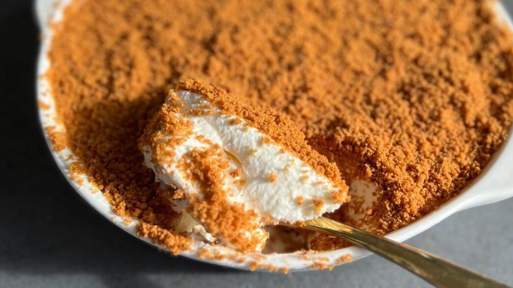 עוגת שמנת פירורים