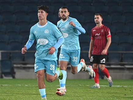 מכבי פתח תקווה ממשיכה במגמה הרעה (ברני ארדוב)