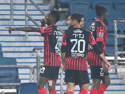 קאפיטה. הכריע את המשחק (ברני ארדוב)