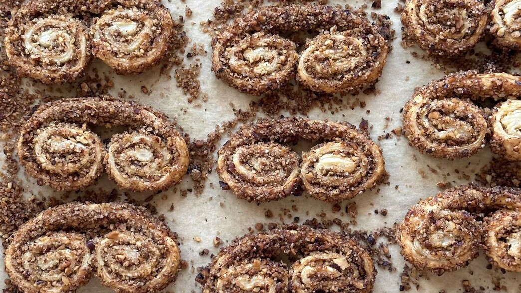 עוגיות אוזני פיל עם פקאן וקינמון