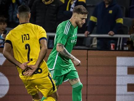 חיפה שמרה על יציבות לאורך רוב המשחק (צילום: אלן שיבר)