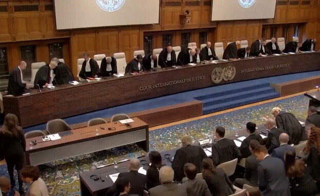 הדיון בבית המשפט בהאג (צילום: רויטרס)