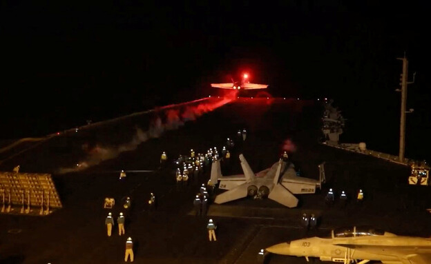 מטוסי קרב בדרכם לתקיפה בתימן (צילום: רויטרס)