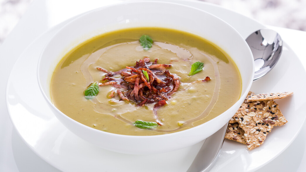 מרק אפונה עם חזה אווז