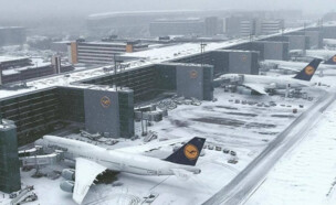 נמל התעופה פרנפורט גרמניה שלג
