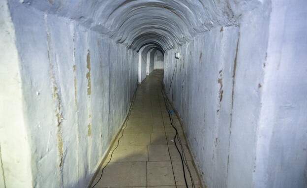 תיעוד מתוך המנהרה בה הוחזקו החטופים (צילום: דובר צה"ל)