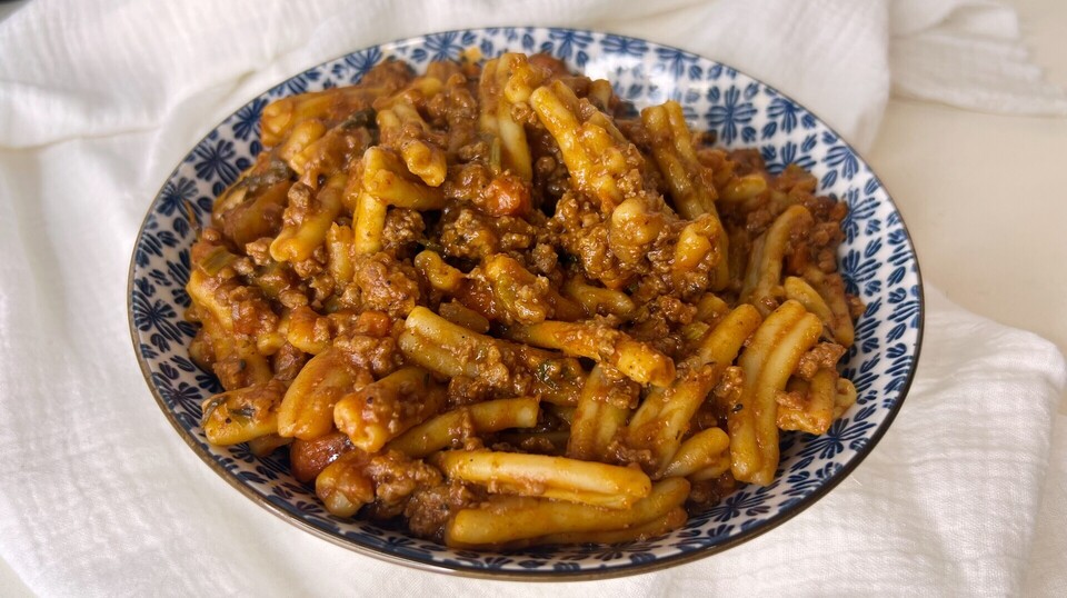 פסטה בולונז בסיר אחד (צילום: יעל קצב, mako אוכל)