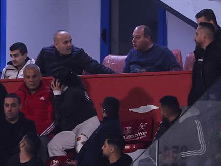 והוא היה במוקד. אבו יונס (מאור אלקסלסי)