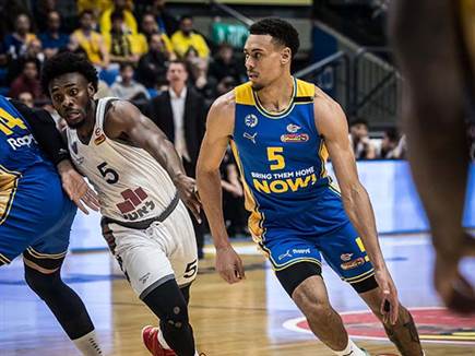 יצליח להרים את מכבי מהמשבר? בולדווין (עודד קרני)