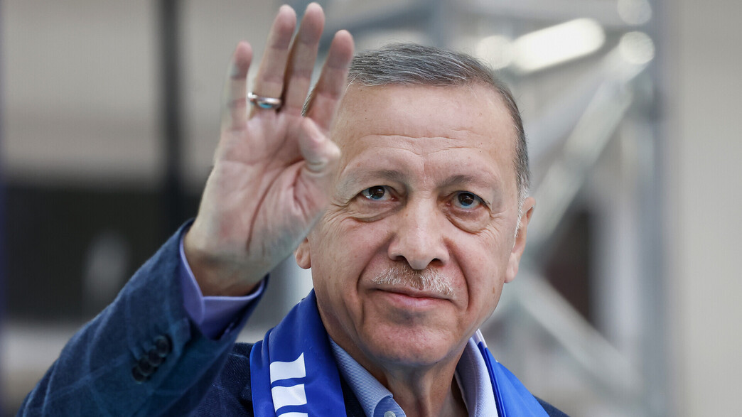 נשיא טורקיה רג'פ טאיפ ארדואן נואם באיסטנבול (צילום: Jeff J Mitchell, Getty Images)