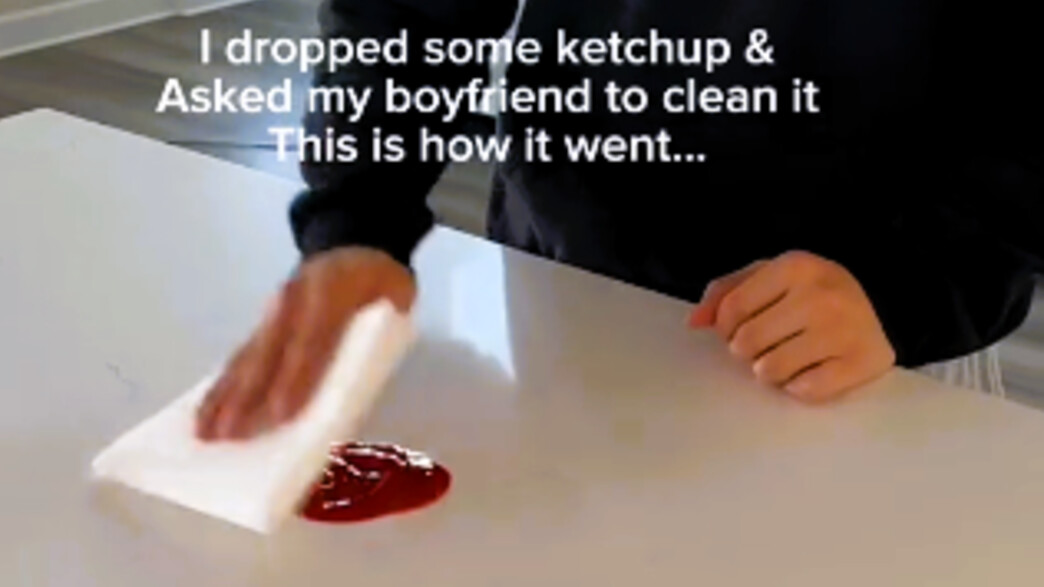 אתגר הקטשופ בטיקטוק אתגר הקטשופ בטיקטוק