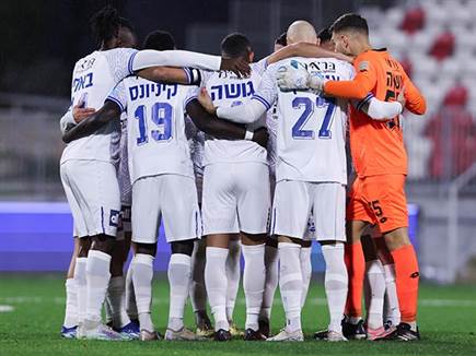 האורחת מאם המושבות הגיעה דרוכה ומוכוונת מטרה הערב לגרין (מאור אלקסלסי)