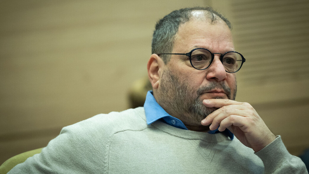 עופר כסיף בדיון בבקשה להדיחו עופר כסיף בדיון בבקשה להדיחו