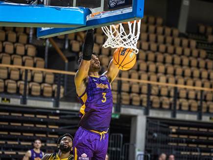 עוד משחק נהדר שלו. סמית` (FIBA)