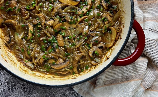 סלט פטריות חם של ענת אלישע