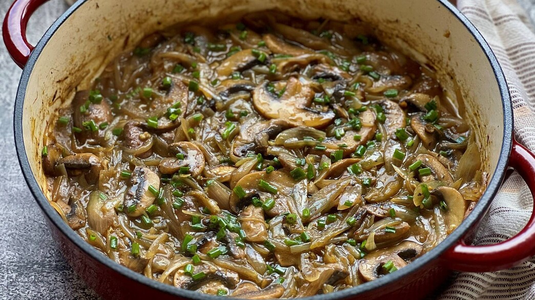 סלט פטריות חם