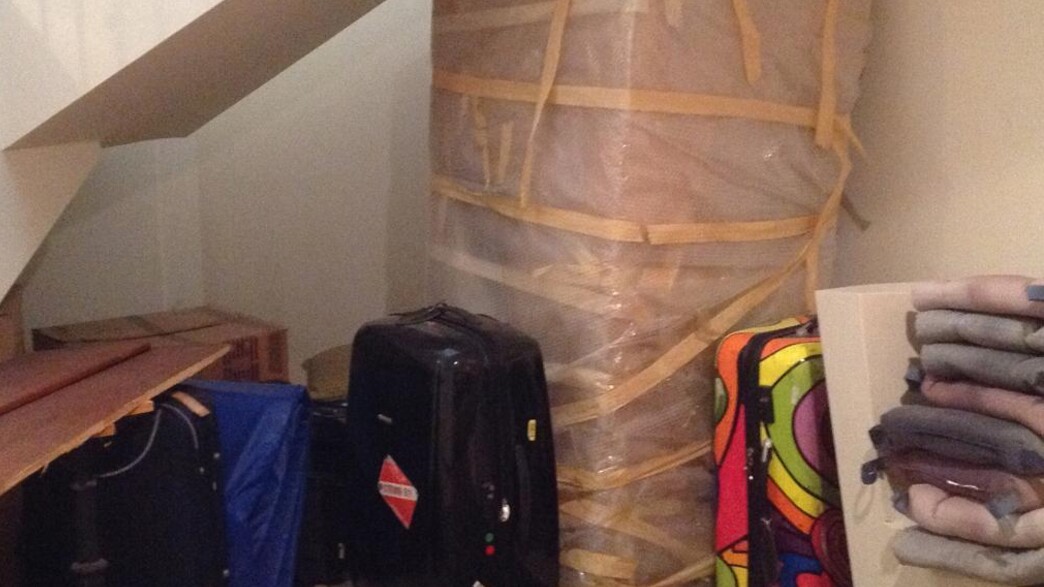 קיר מטבעות ג לפני קיר מטבעות ג לפני