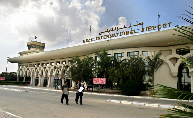 חזית נמל תעופה עזה (צילום: SAID KHATIB, getty images)
