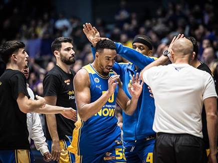 הערב שלו. קולסון (עודד קרני)