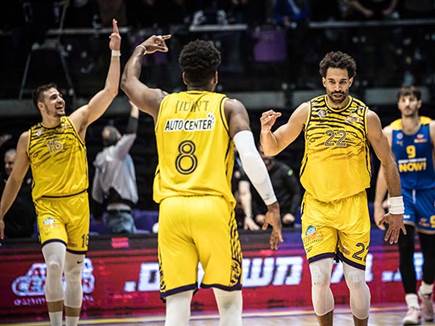 היו רגעים שזה נראה טוב עבורם. שחקני חולון (עודד קרני)