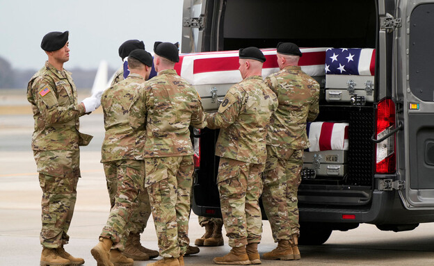 שלושת החיילים שנהרגו בתקיפה בירדן חוזרים לארה"ב (צילום: רויטרס)