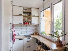 מטבח קטן (צילום: Michaela Komi, SHUTTERSTOCK) מטבח קטן (צילום: Michaela Komi, SHUTTERSTOCK)