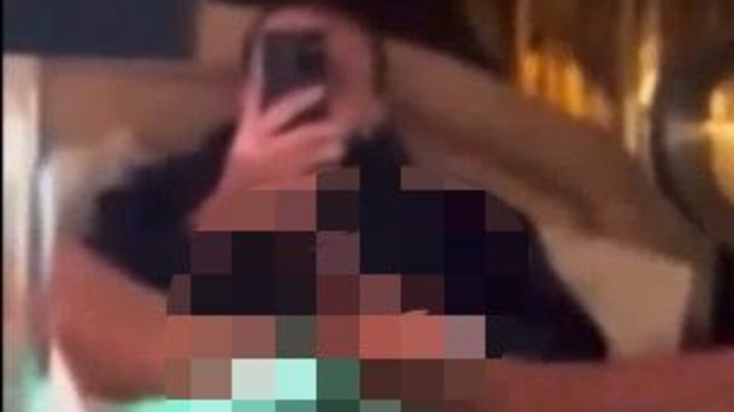 סרטון אינטימי של דרייק הודלף