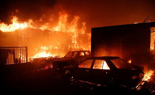 שריפות בצ'ילה להבות  (צילום: JAVIER TORRES, getty images)