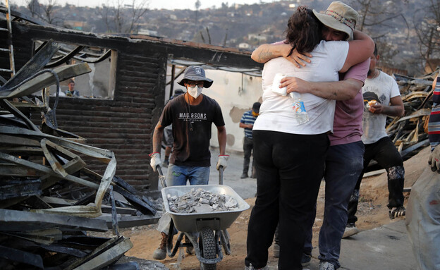 תושבים צ'ילה שריפות ויניה דל מאר (צילום: JAVIER TORRES, getty images)