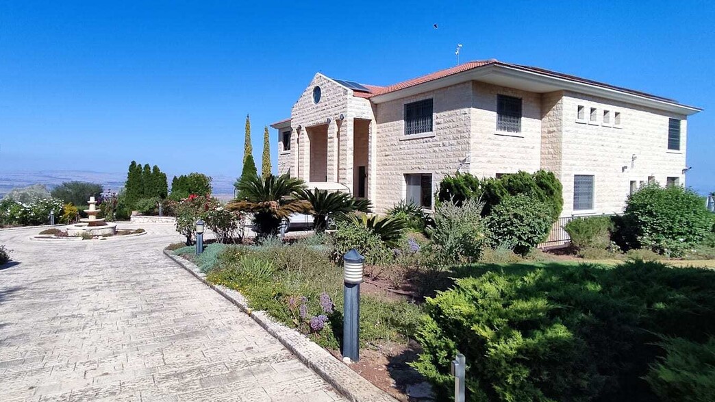 הווילה בשכונת נוף כנרת בצפת