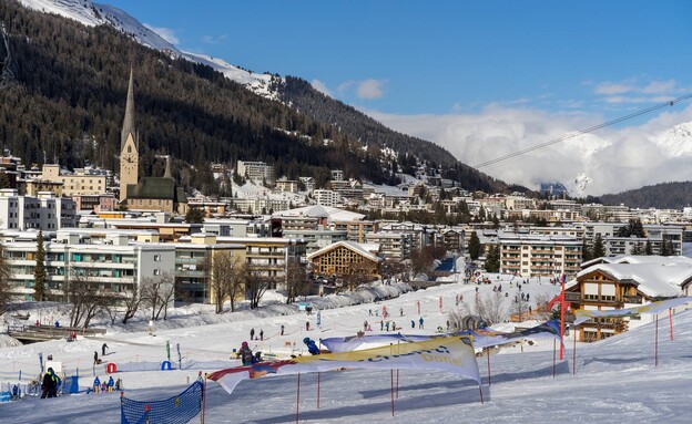 דאבוס סקי שווייץ (צילום: Frederic Ghanbar, shutterstock)