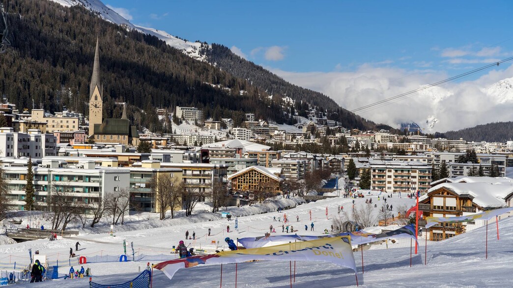 דאבוס סקי שווייץ (צילום: Frederic Ghanbar, shutterstock)
