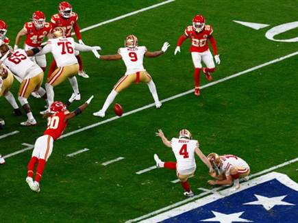 מודי החטיא בעיטה אחת והבקיע גורלית בהמשך (Getty)