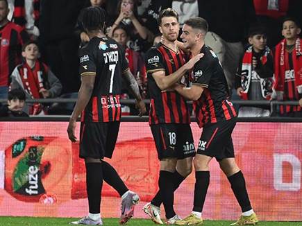 מלמד כבש את שערו ה-11 העונה (ברני ארדוב)