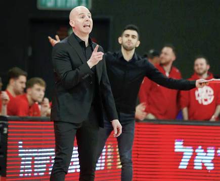 דני פרנקו מרוצה (אלן שיבר)