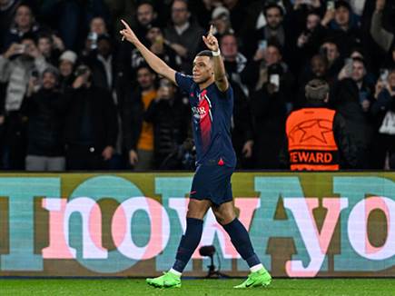 מי אם לא אמבפה היה שם כדי לפרוץ את הסכר (Getty)