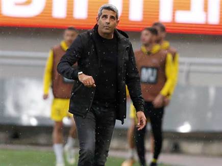 שרון מימר. השיג נקודה (אלן שיבר)