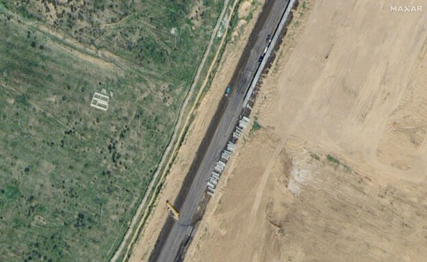 החומה שמצרים בונה בגבול עם רצועת עזה (צילום: AP, Maxar Technologies)