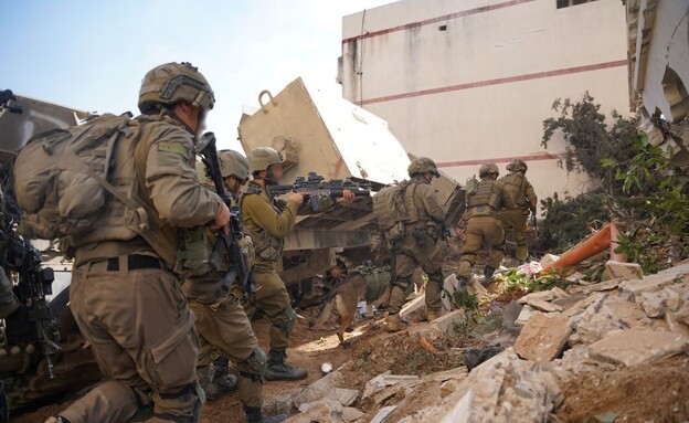 פעילות כוחות אוגדה 36 בשכונת זייתון (צילום: דובר צה"ל)
