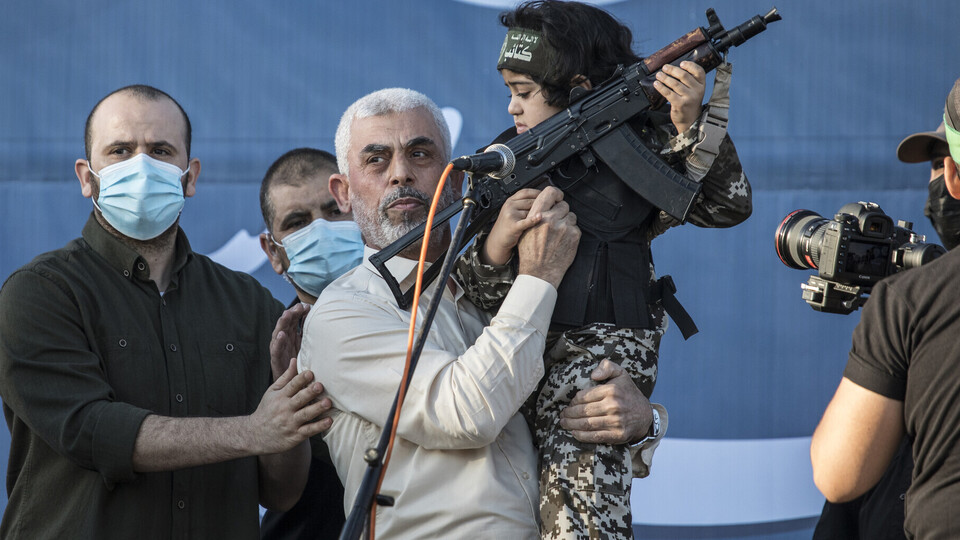 מנהיג חמאס יחיא סינוואר (צילום: Laurent Van der Stockt/Getty Images)
