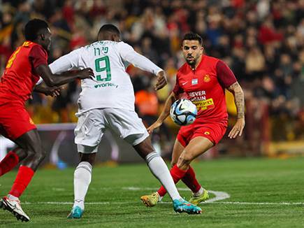 ומההתחלה זה בידיים שלה (צילום: לירון מולדובן)