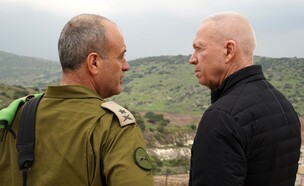 שר הביטחון גלנט (צילום: אריאל חרמוני, משרד הביטחון)