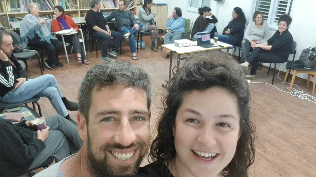 תמר קדם סימן טוב ז"ל עם בן זוגה יונתן ז"ל בחוג בית