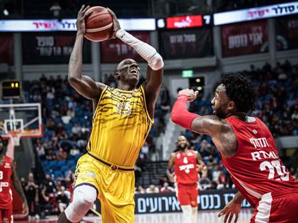 קווין הרווי היה אדיר (עודד קרני)