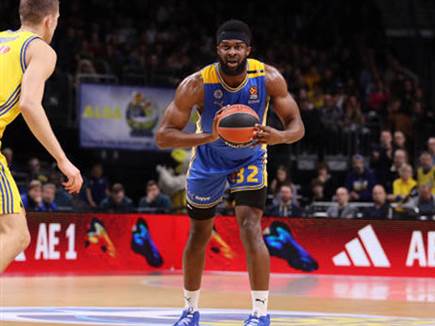 ג'וש ניבו הצטרף לחגיגה (GETTY)