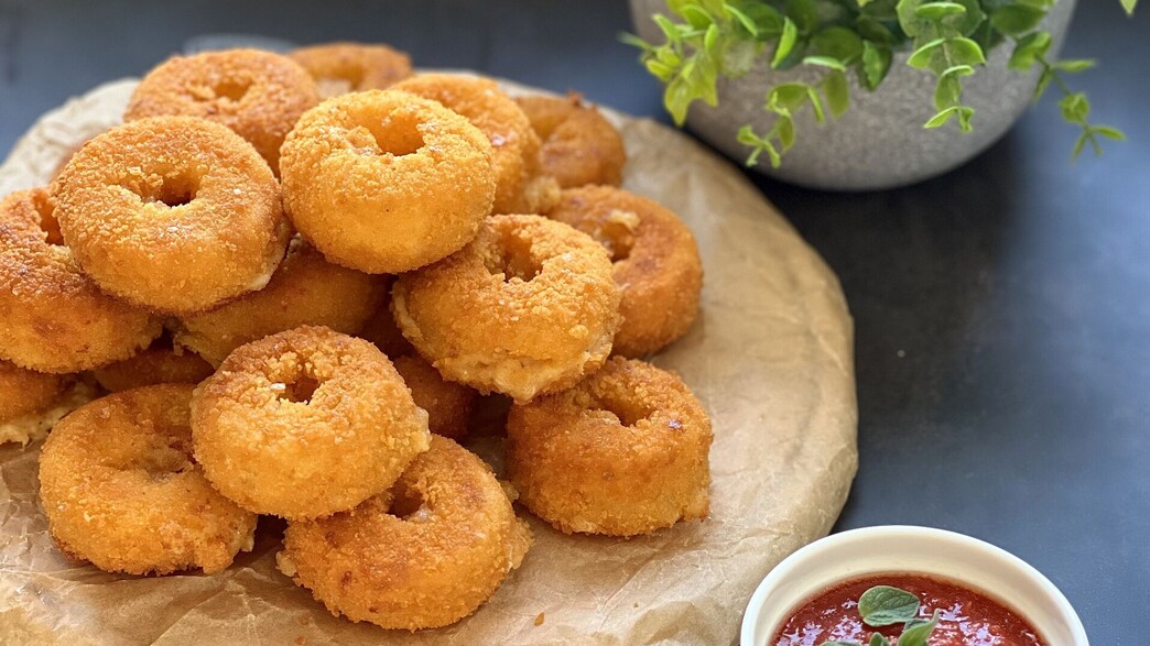 טבעות תפוחי אדמה וגבינה