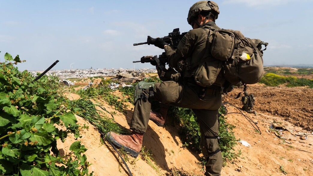 גדוד 'נצח יהודה' בפשיטות במרחב בית חאנון בעזה גדוד 'נצח יהודה' בפשיטות במרחב בית חאנון בעזה