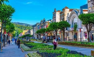 שדרת אבנידה סנטרל בראגה פורטוגל (צילום: trabantos, shutterstock)