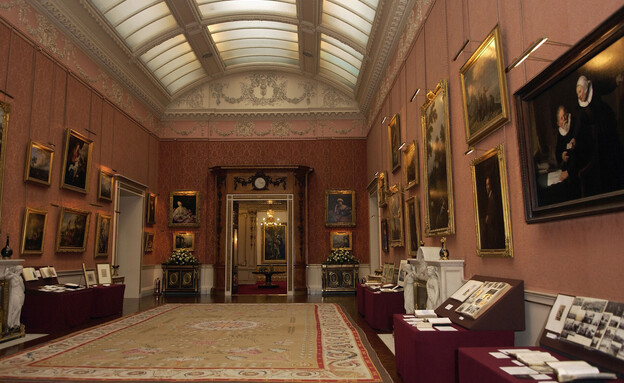 אולם ארמון בקינגהאם לונדון האוסף המלכותי (צילום: Tim Graham, getty images)