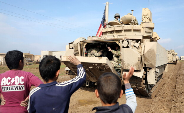 כוחות אמריקניים באזור העיר קמישלי, צפון-מזרח סוריה (צילום: רויטרס)